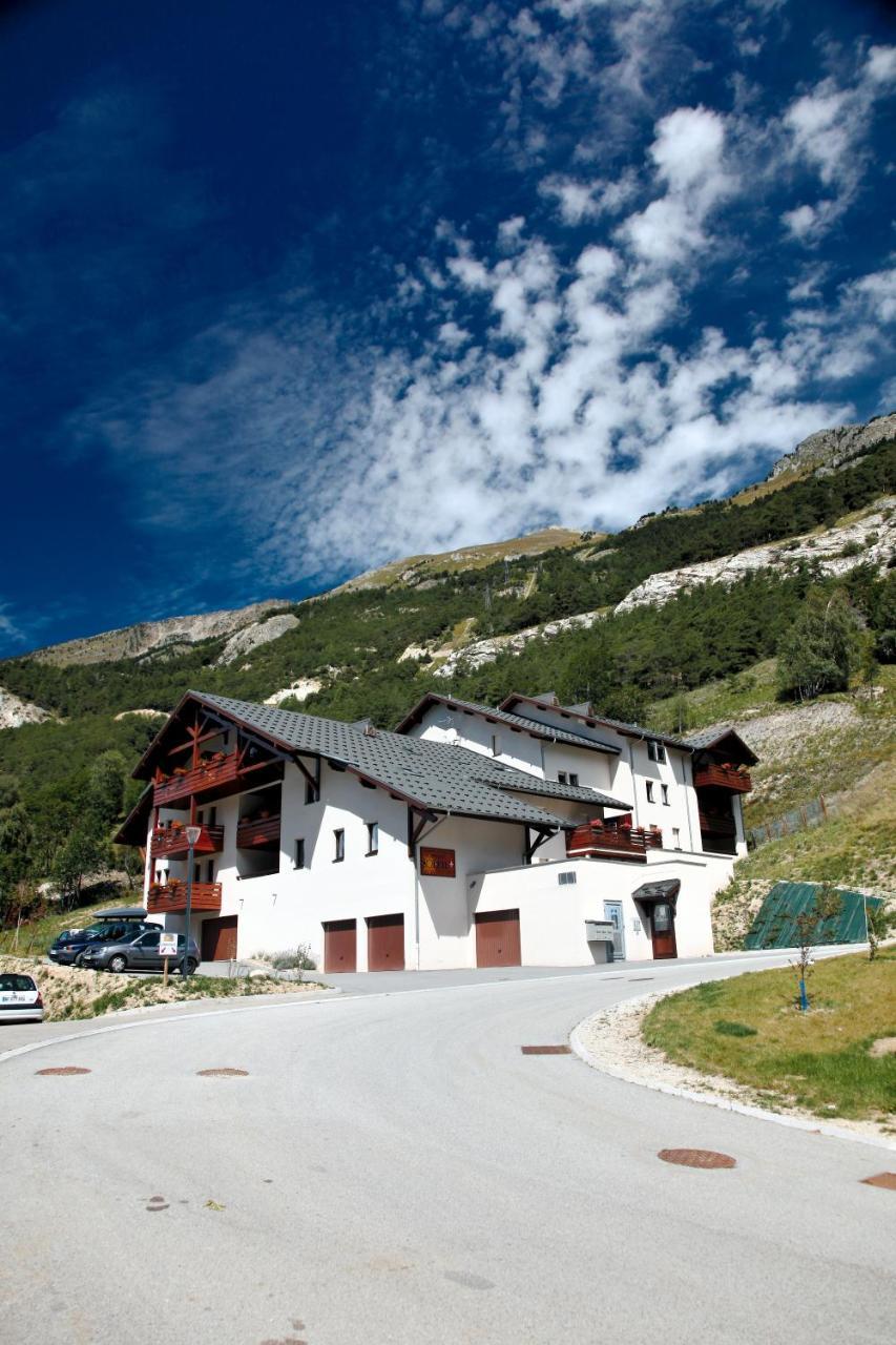 Residence Plein Soleil Avrieux Екстериор снимка